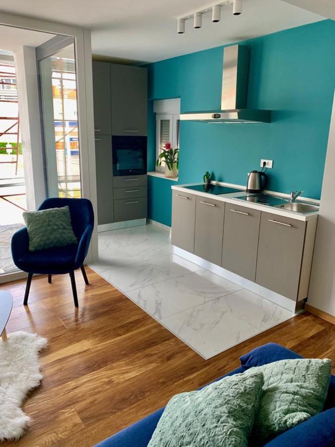 Deluxe Suites Mandić Omiš Extérieur photo