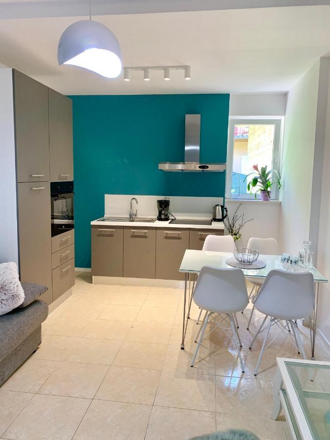 Deluxe Suites Mandić Omiš Extérieur photo